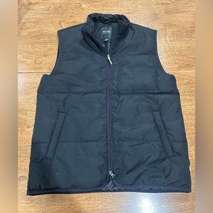 New without tags - Men’s black slim puffer vest. O my & Sons, sz M